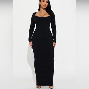 NEW BLACK MAXI DRESS